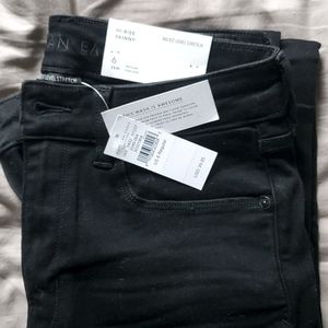 NEW American Eagle Black Hi-Rise Skinny Jeans